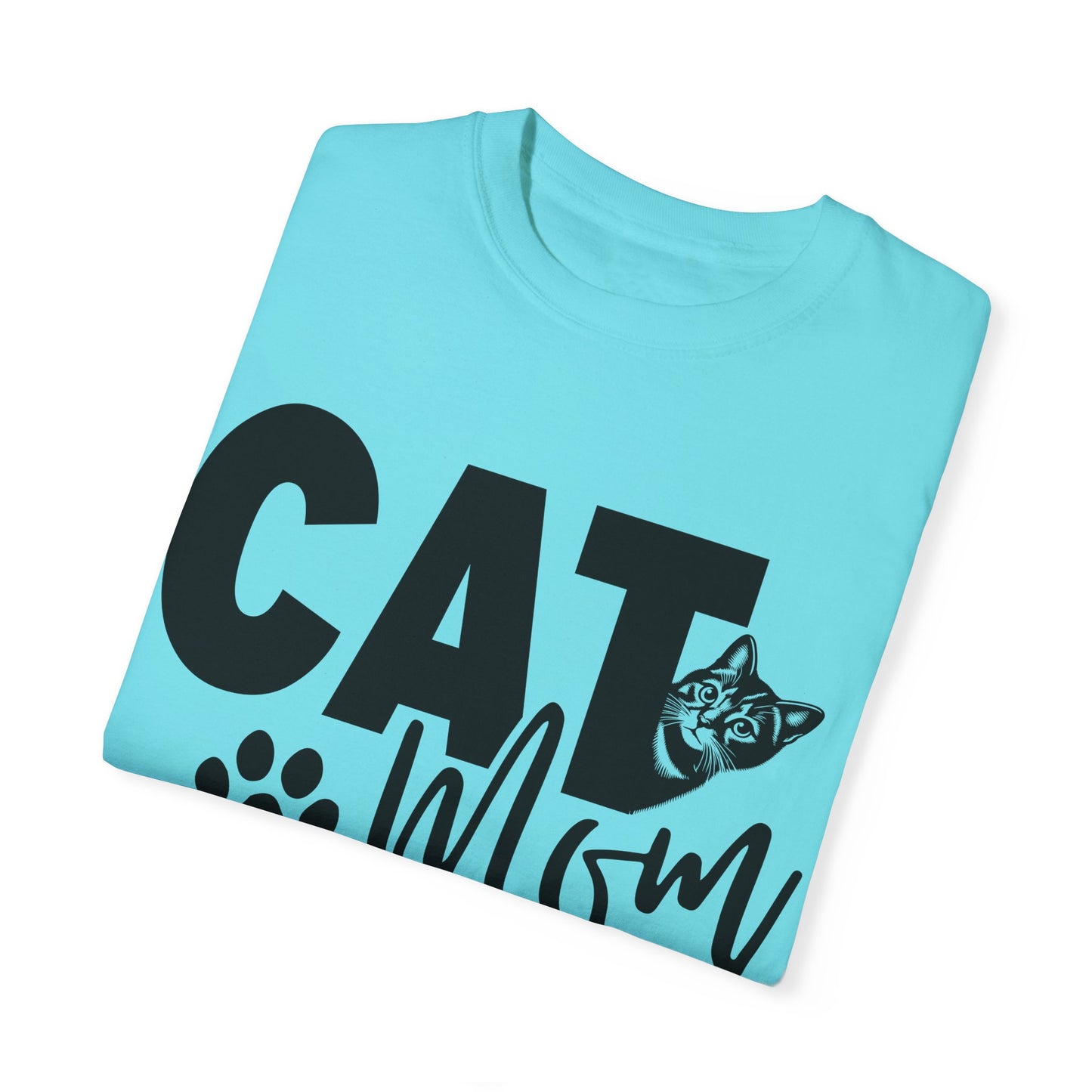 Cute Cat Mom T-Shirt