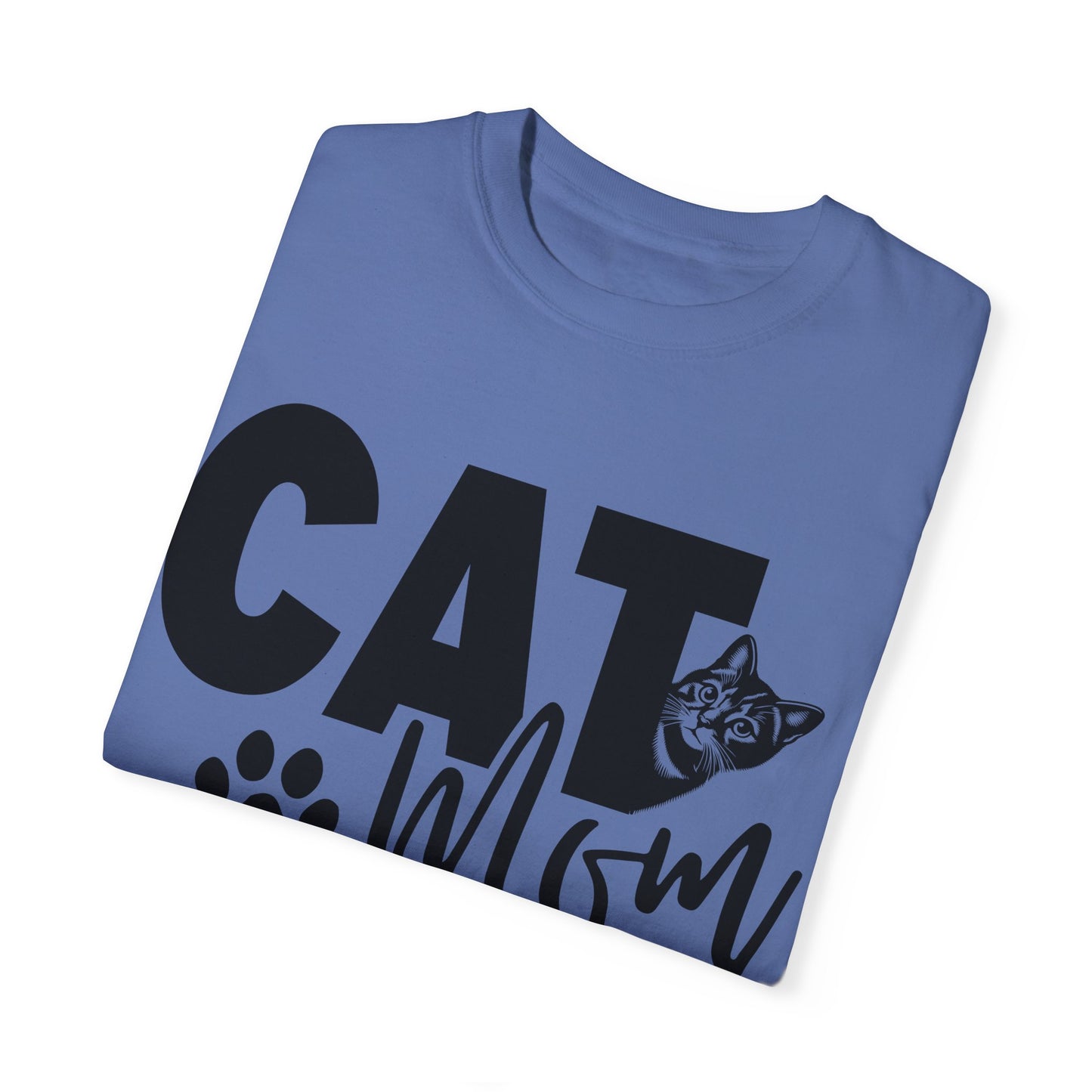 Cute Cat Mom T-Shirt