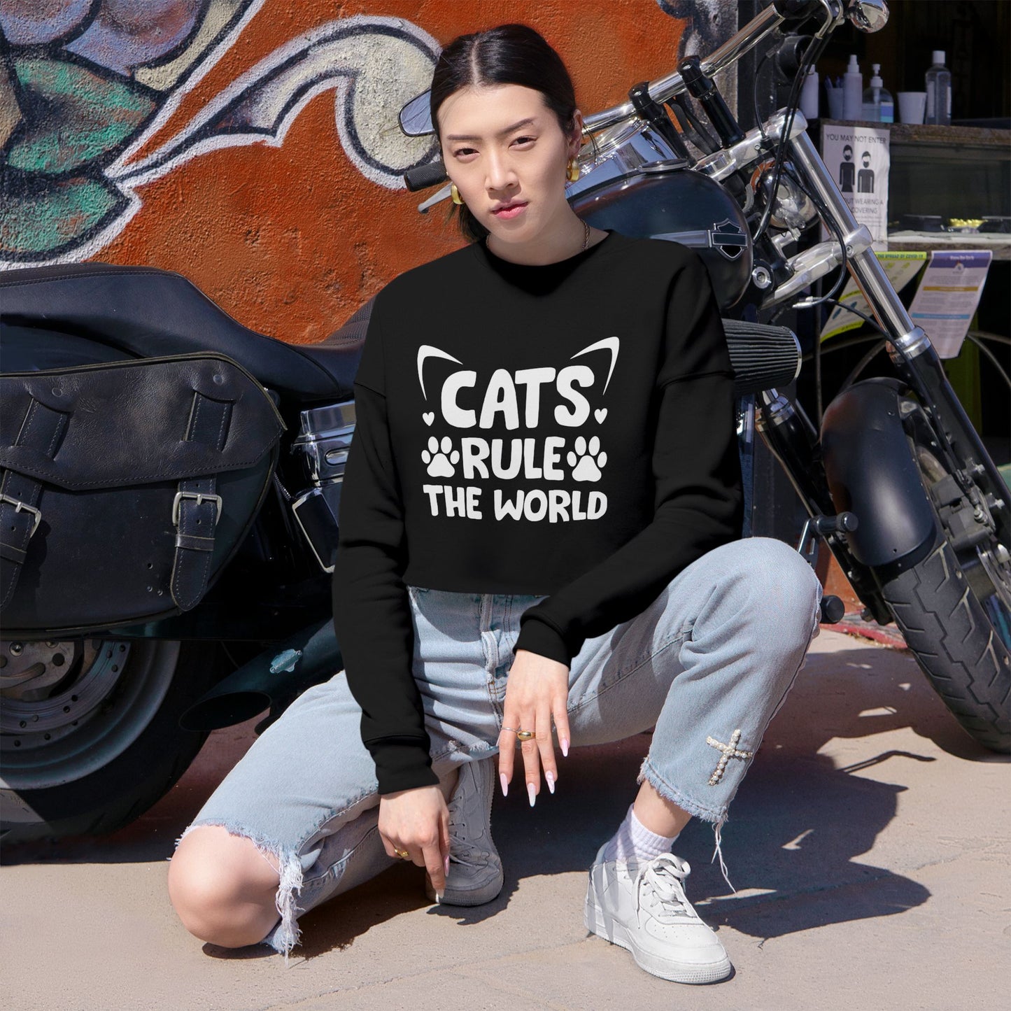 Cats Rule the World -Cropped Sweatshirt