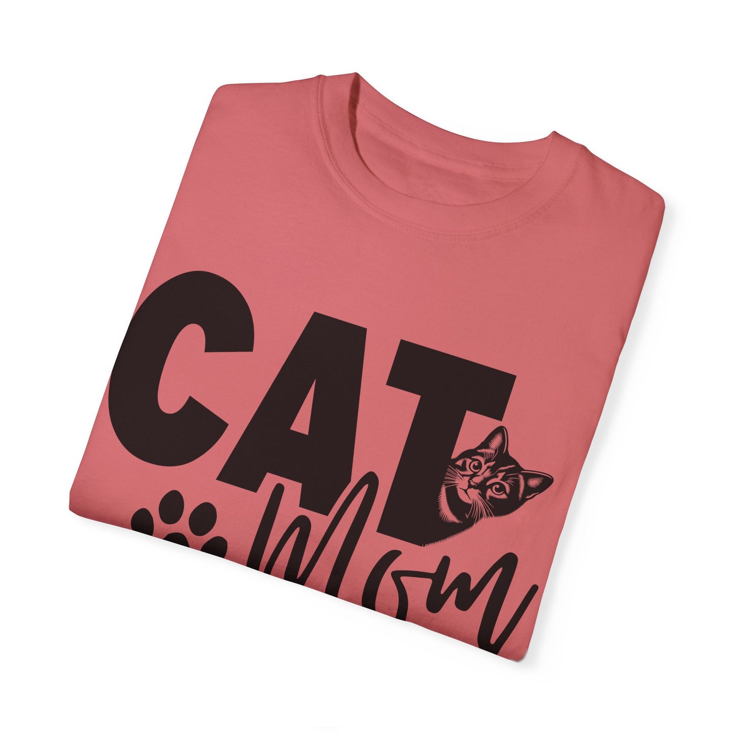 Cute Cat Mom T-Shirt