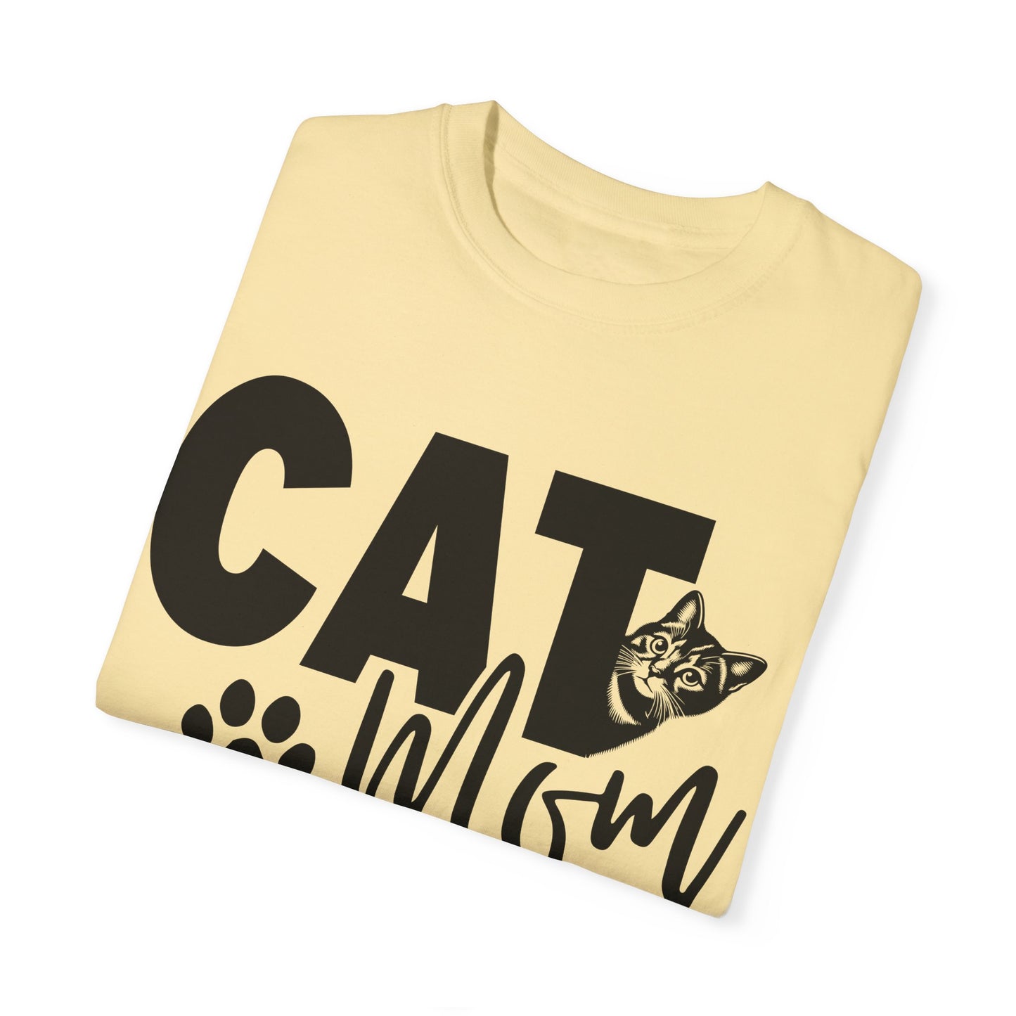 Cute Cat Mom T-Shirt