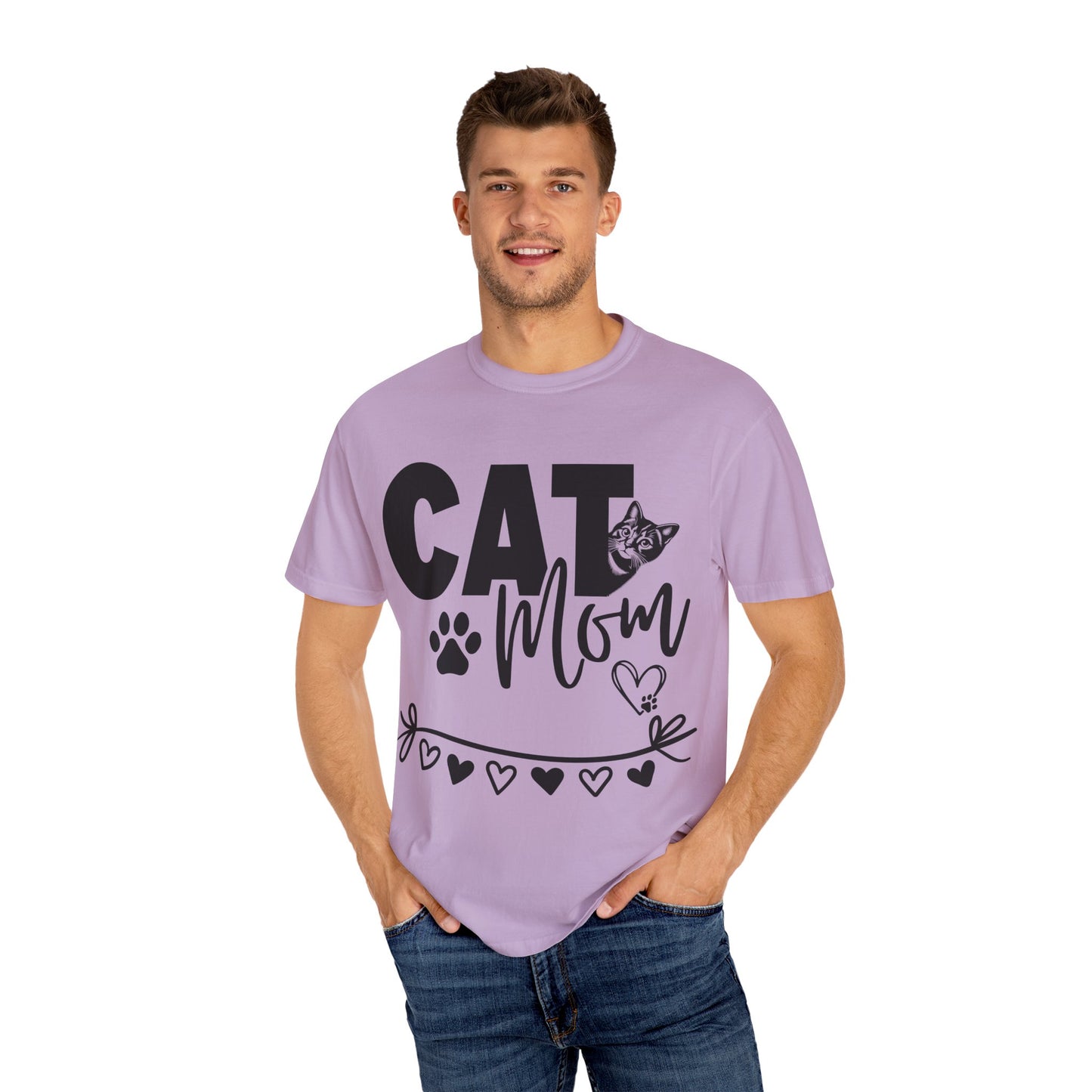 Cute Cat Mom T-Shirt