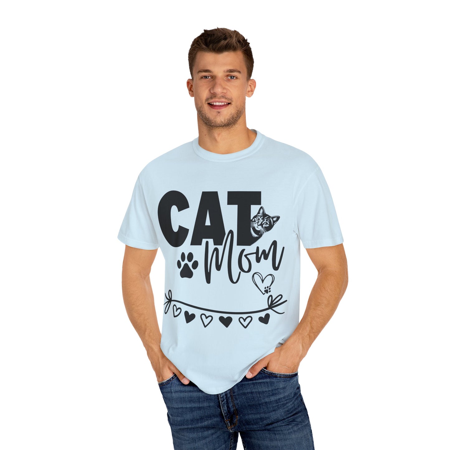 Cute Cat Mom T-Shirt