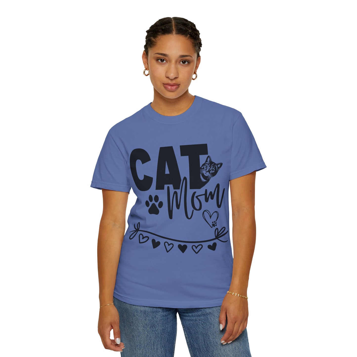 Cute Cat Mom T-Shirt