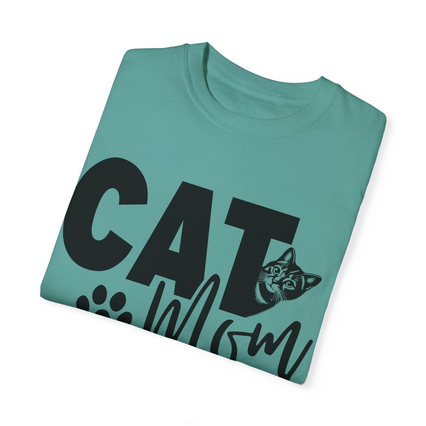 Cute Cat Mom T-Shirt