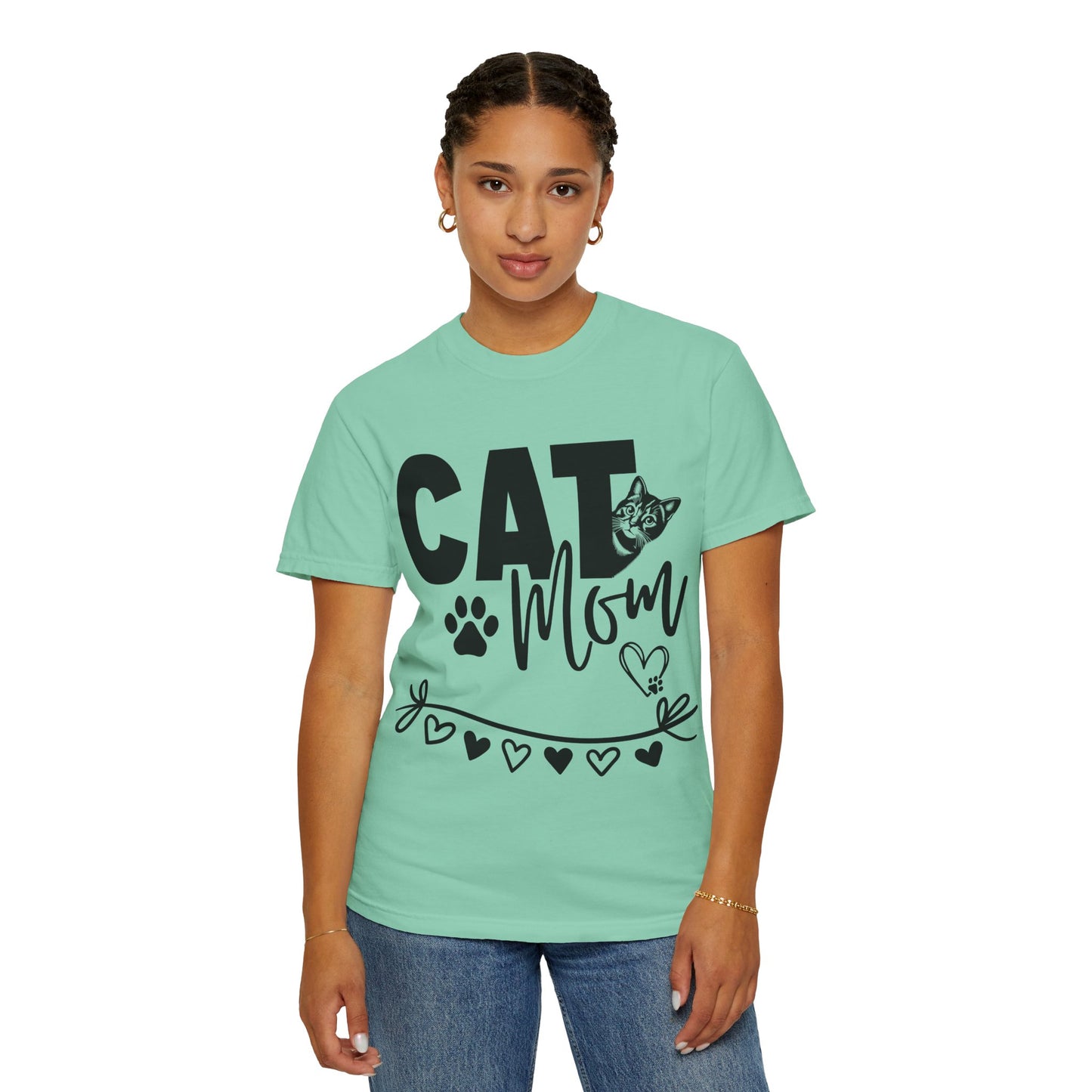 Cute Cat Mom T-Shirt